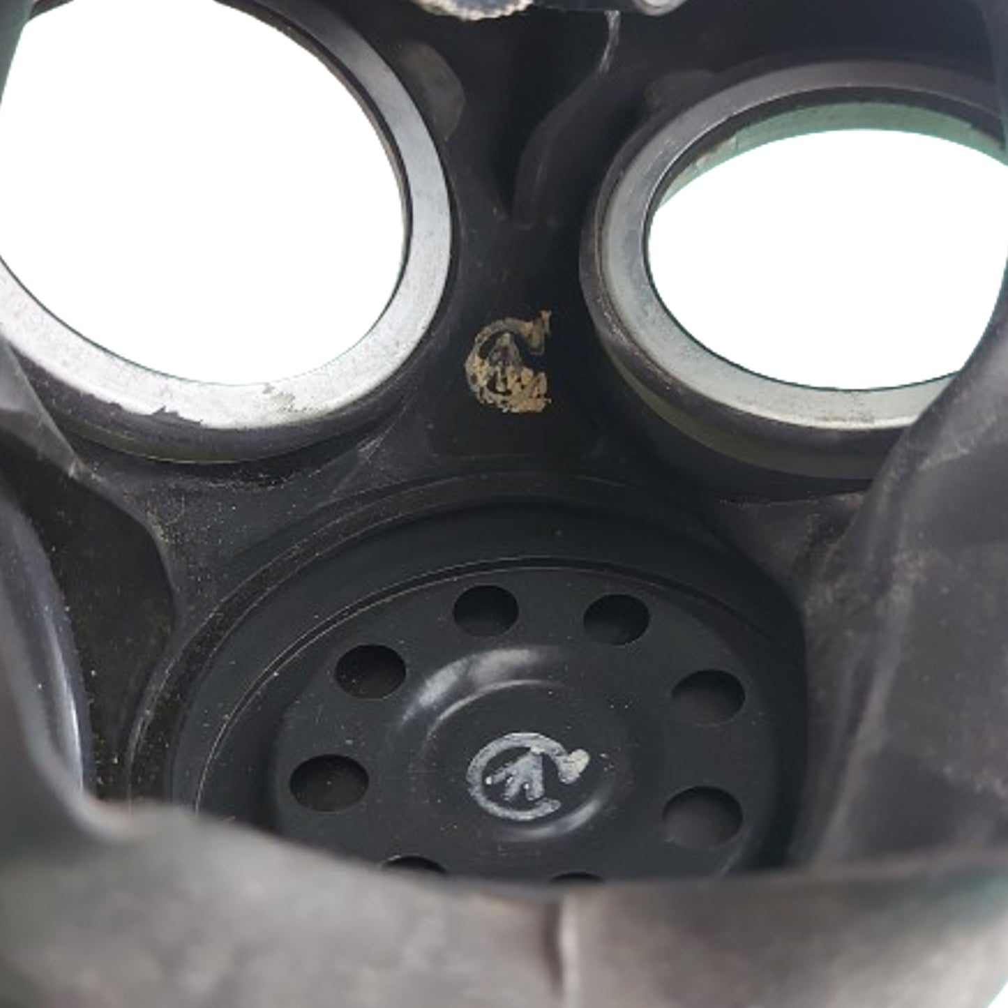 WW2 Canadian Number 4 Mk.III Light Anti-Gas Respirator In Carrier With Eye Shields