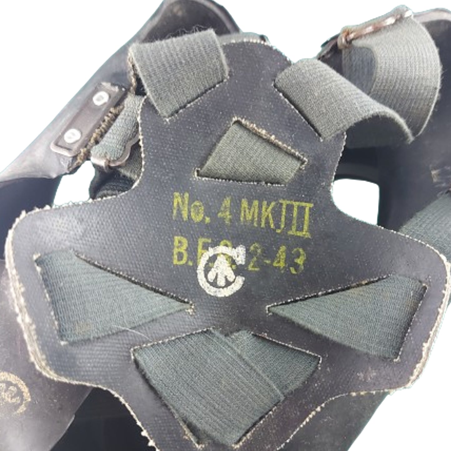 WW2 Canadian Number 4 Mk.III Light Anti-Gas Respirator In Carrier With Eye Shields