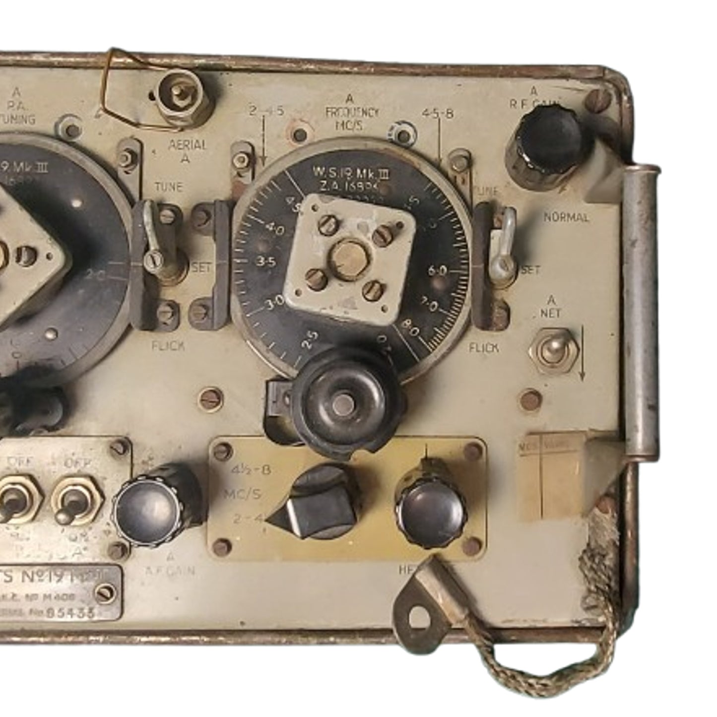WW2 Canadian Wireless Number 19 Mk.III Radio Set Transceiver