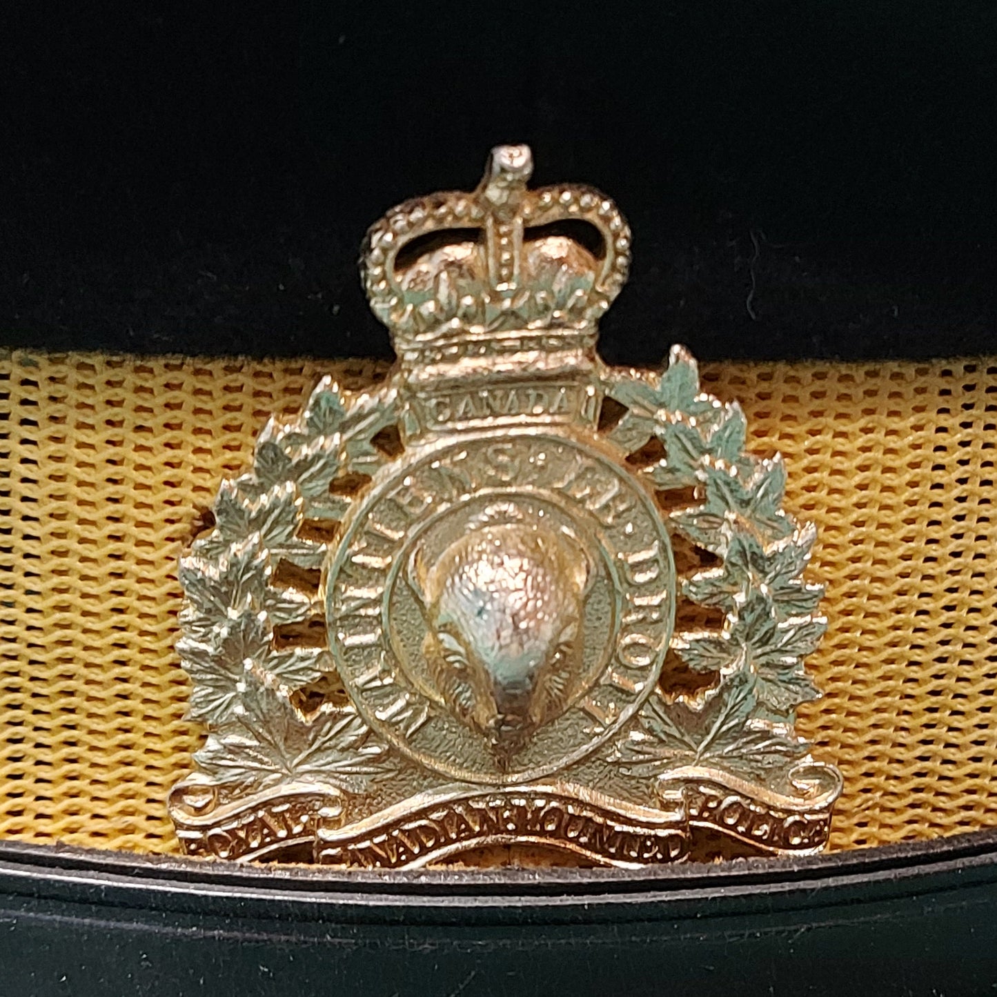 Post-WW2 Canadian RCMP Royal Canadian Mounted Police Visor Cap With Badge 1971