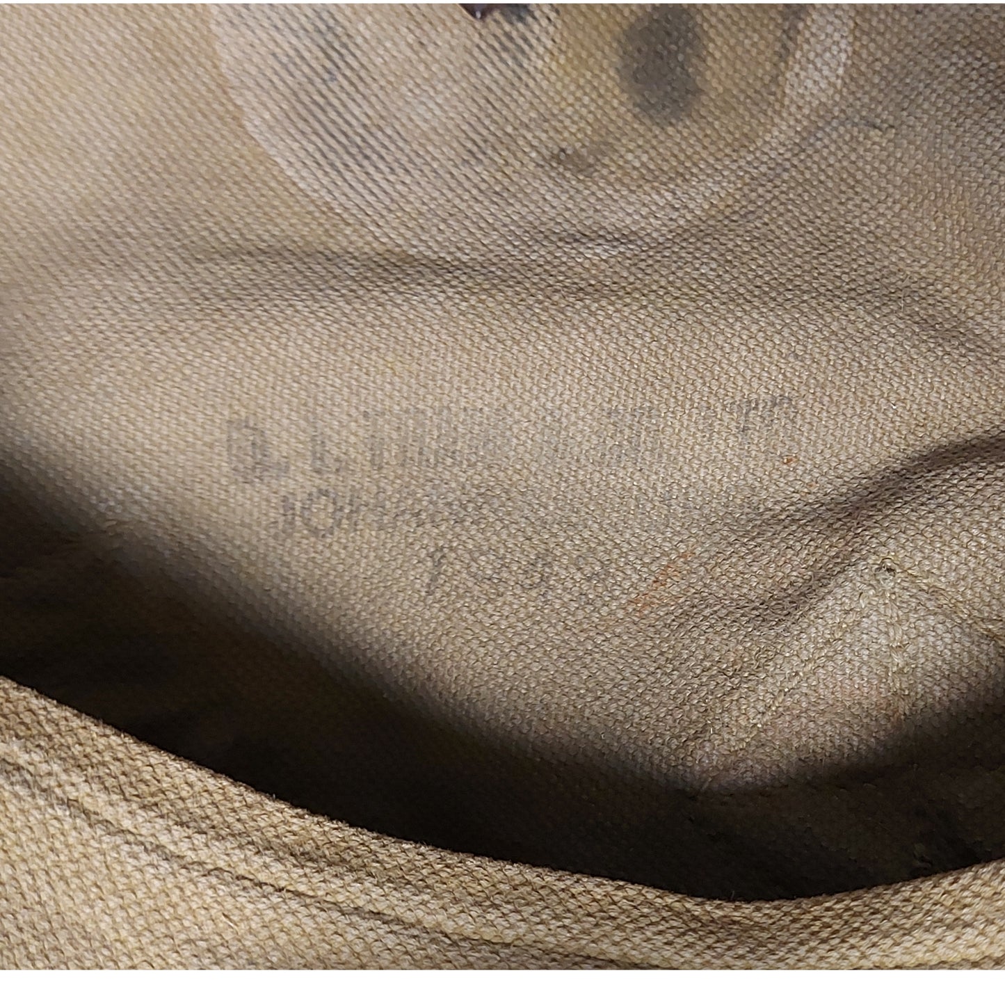 WW2 Canadian Majestic Wireless Radio Set Number 27 In Carrier