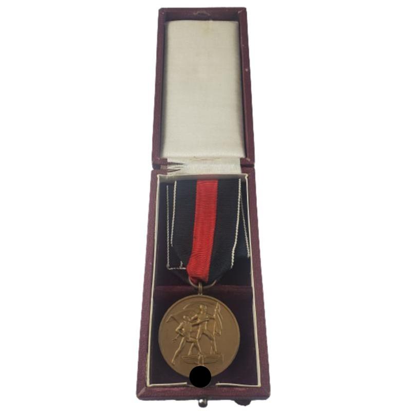 Cased WW2 German October 1, 1938 Commemorative Medal