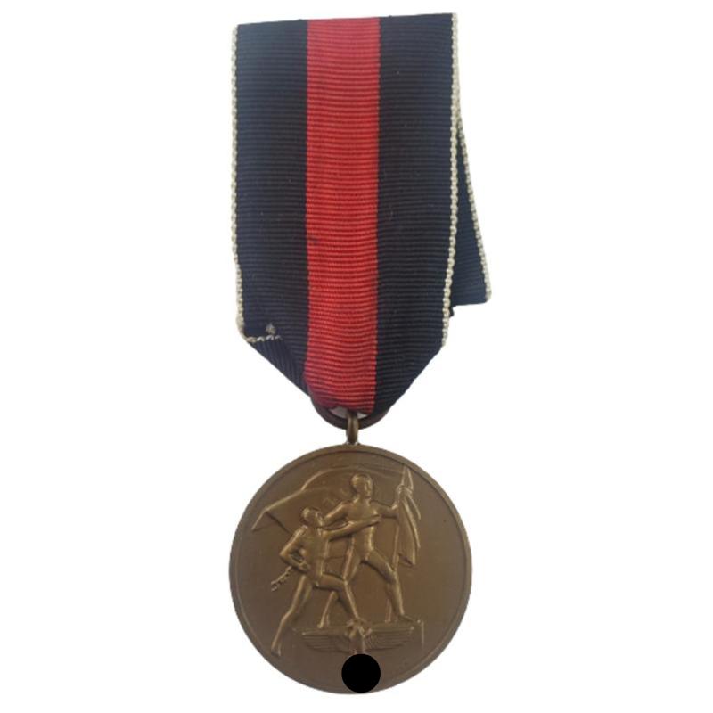 Cased WW2 German October 1, 1938 Commemorative Medal