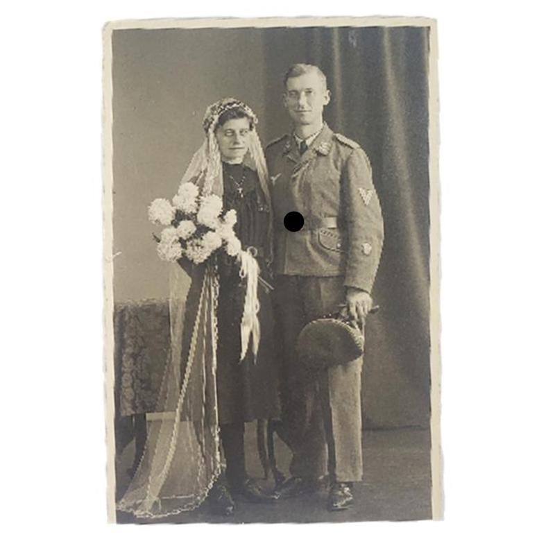 WW2 German Soldbuch Book With Photo
