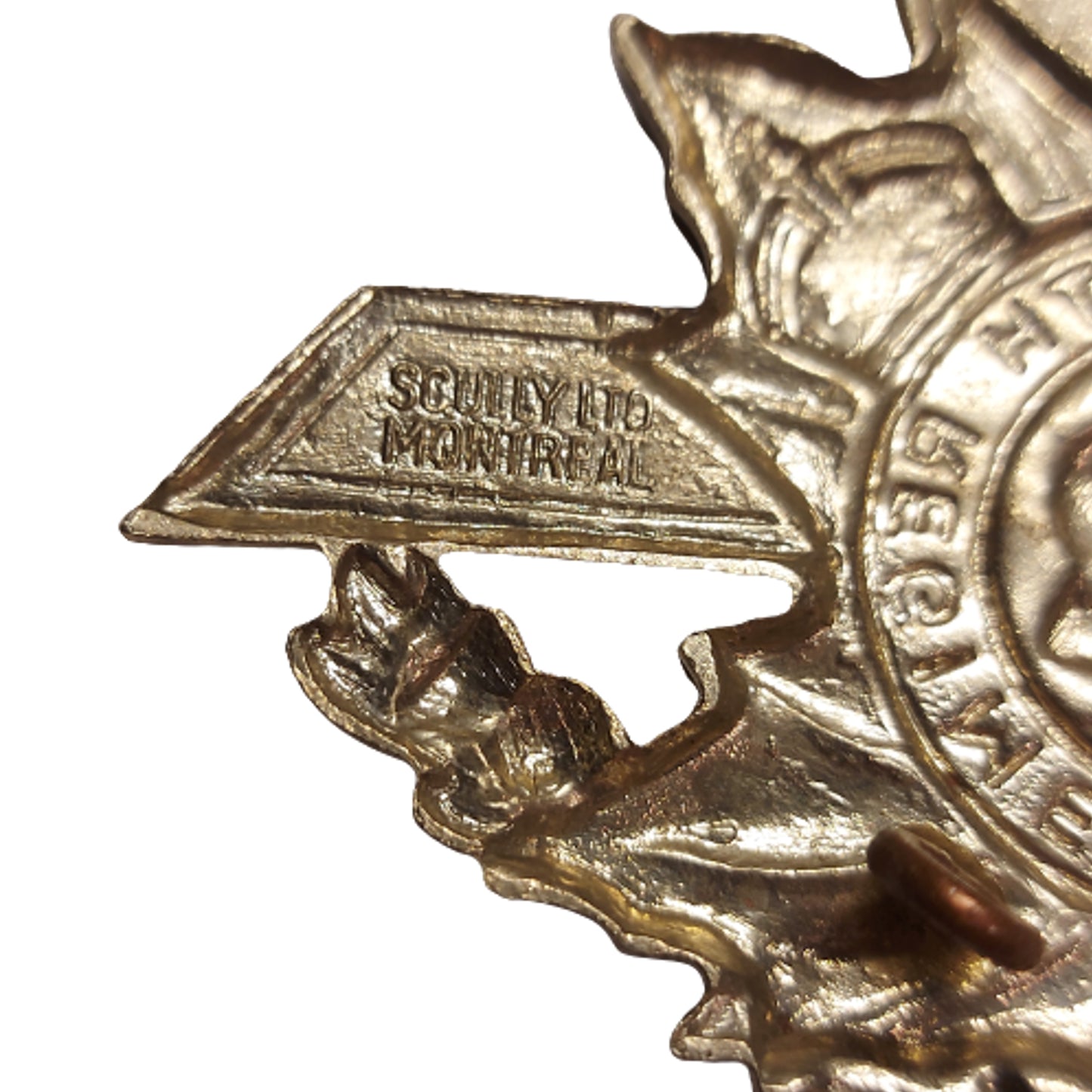 Post-WW2 Canadian 1948 The Perth Regiment Cap Badge Scully Montreal