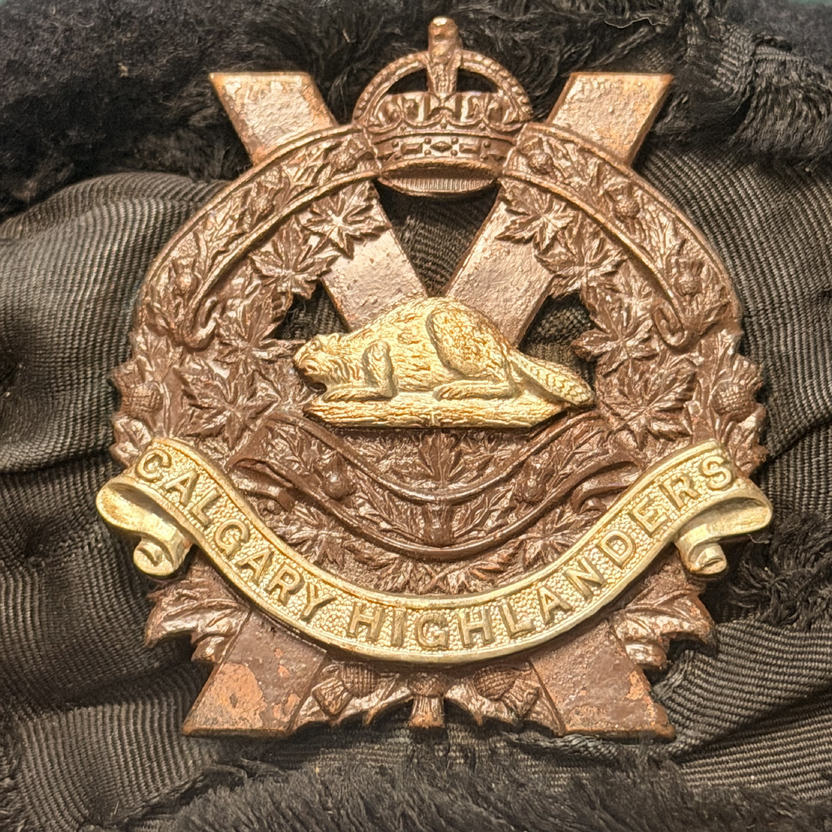 WW2 Canadian Calgary Highlanders Balmoral With Badge
