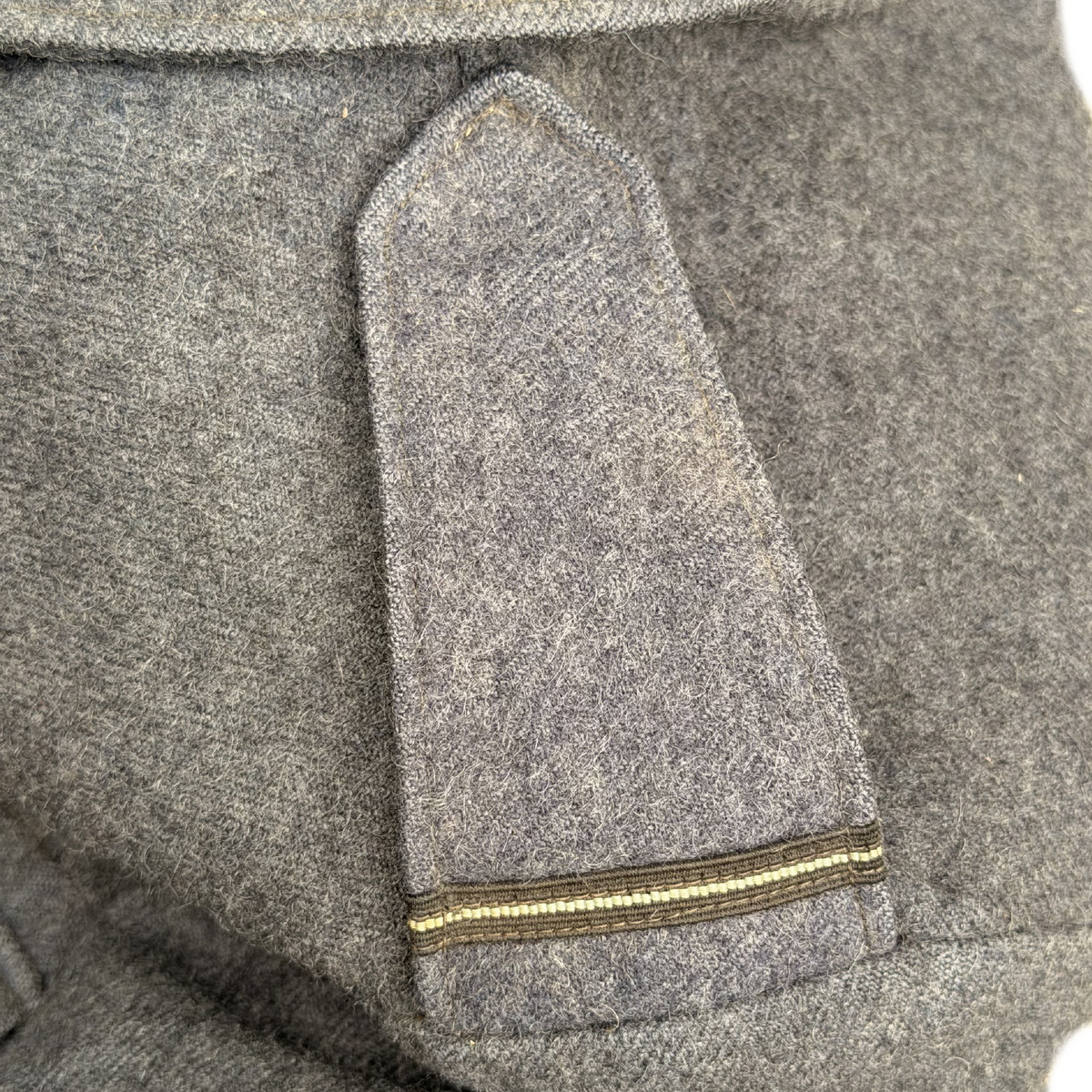 WW2 Canadian RCAF Flight Officer's Battle Dress Tunic 1942