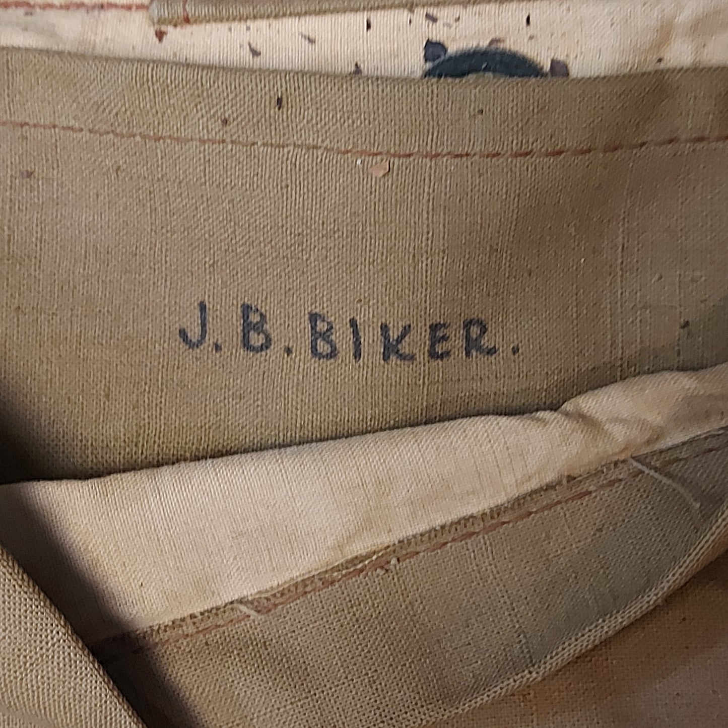 WW2 Canadian Named Satchel With Manuals RCE Royal Canadian Engineers
