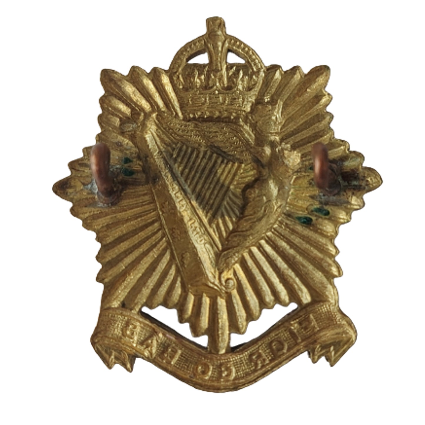 WW2 Irish Regiment Of Canada Cap Badge