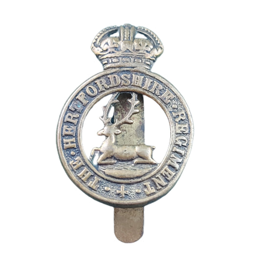 WW1 British The Hertford Regiment Cap Badge