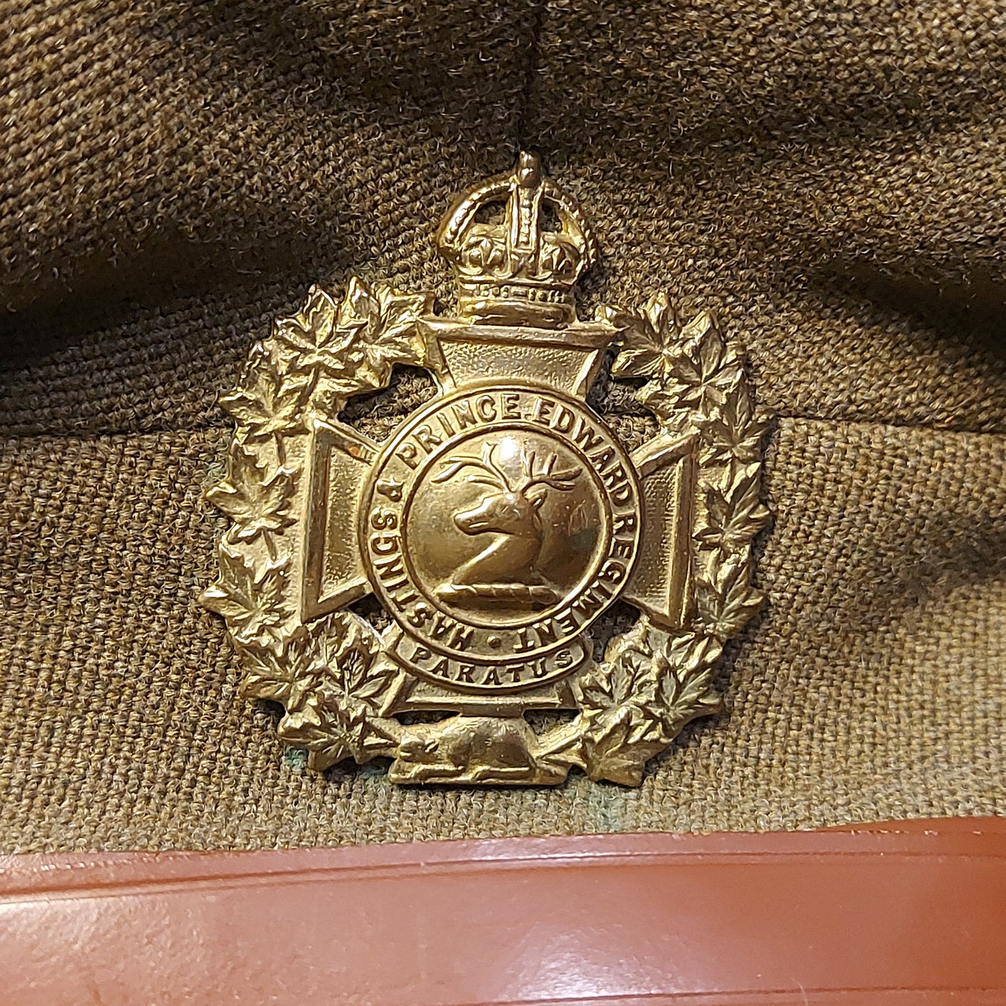 WW2 Canadian Hasting And Prince Edward Regiment Visor Cap