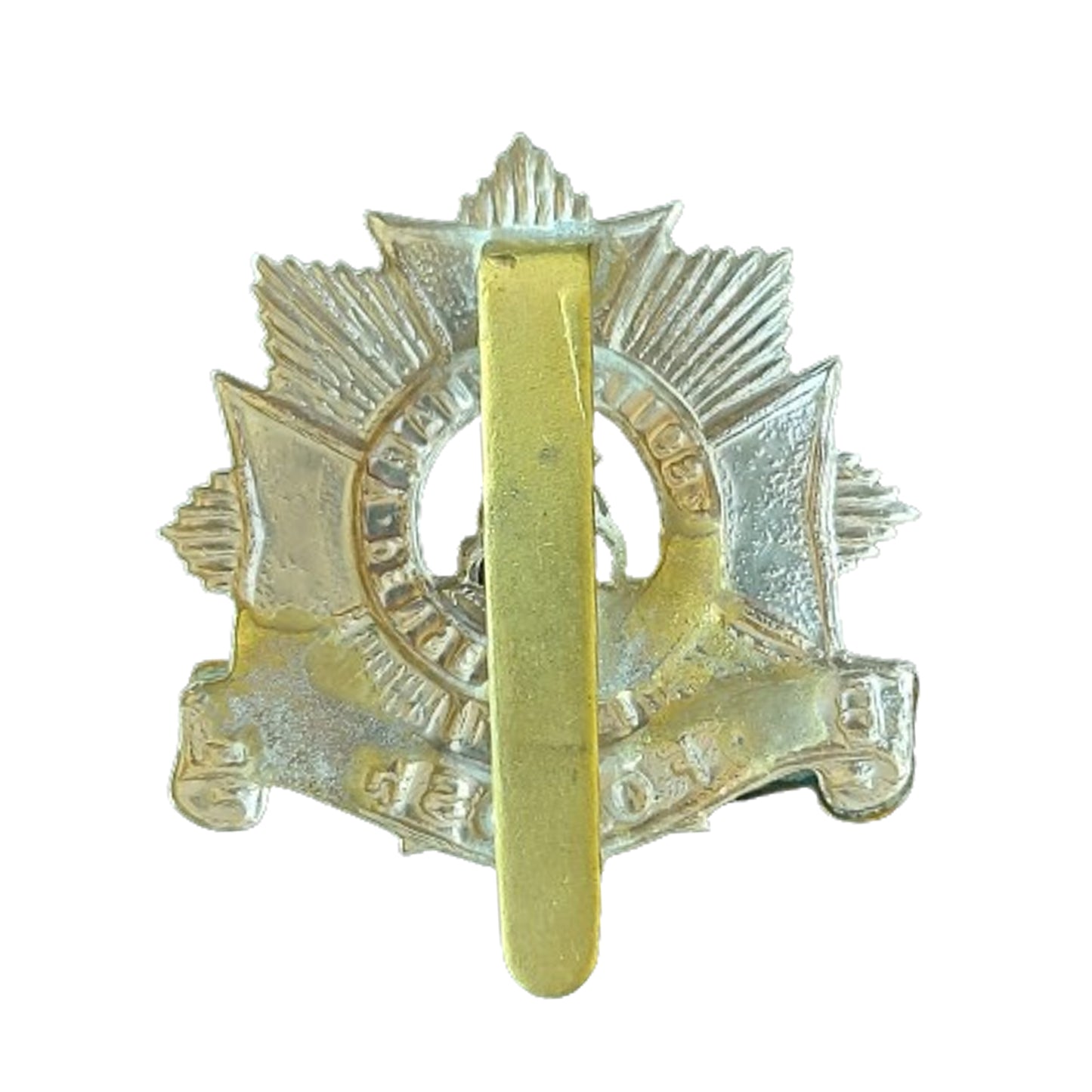 WW1 British Bedfordshire Regiment Cap Badge