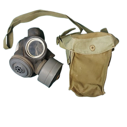 WW2 Canadian Mk.II Light Anti-Gas Respirator In Carrier 1943