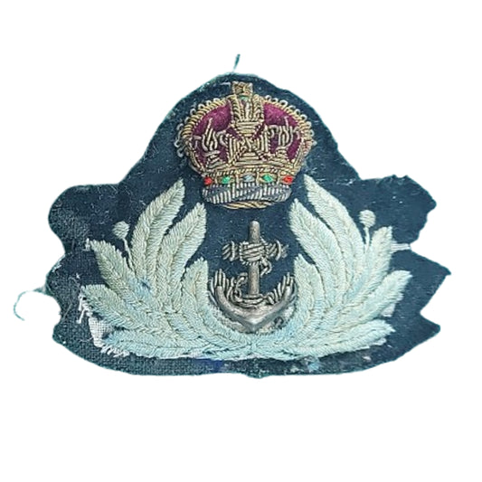 WW2 Canadian WRENS Women's Royal Naval Service Cap Badge (2)