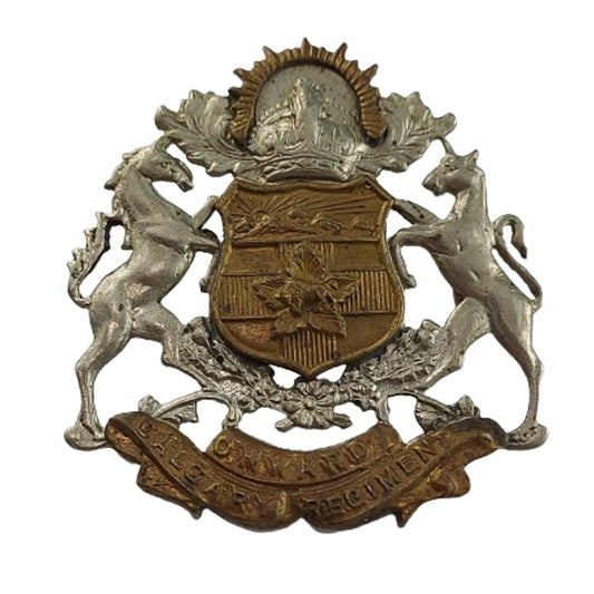 WW2 Canadian Calgary Tank Regiment Cap Badge