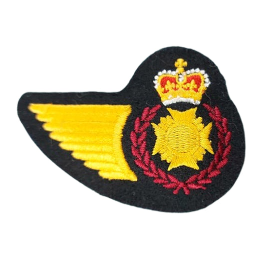 Post-WW2 Canadian Forces RCAF Full size Cloth Fire Fighter Trade Badge