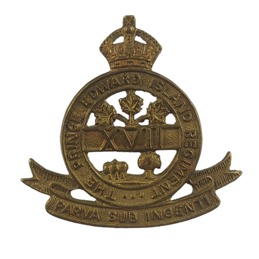 1949 Canadian PEI Prince Edward Island Regiment Cap Badge