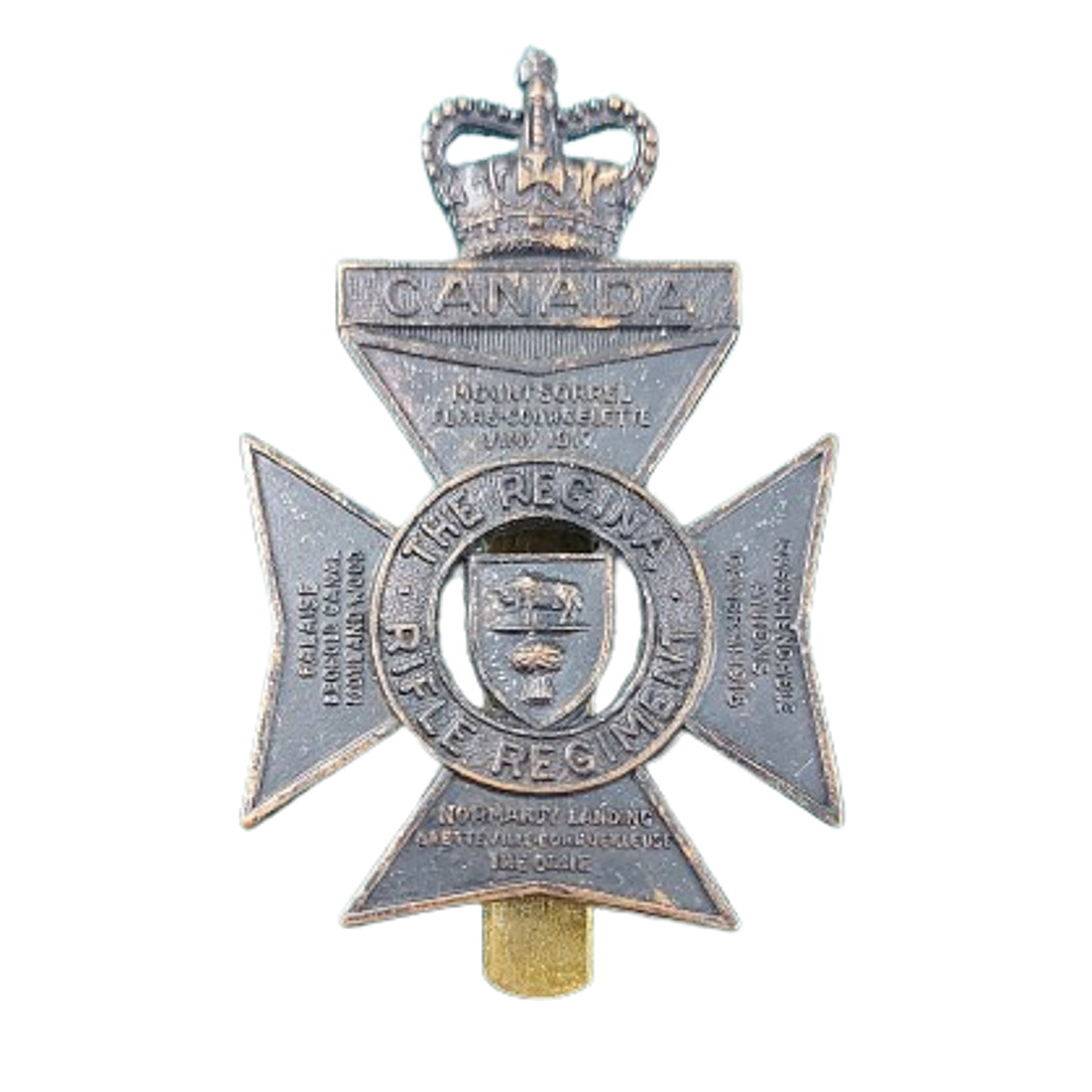 Post-WW2 Canadian Regina Rifles Cap Badge