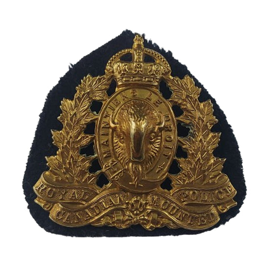 WW2 Era RCMP Royal Canadian Mounted Police Cap Badge