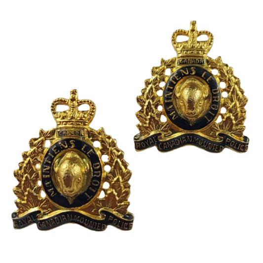 QEII RCMP Royal Canadian Mounted Police Collar Badge Pair