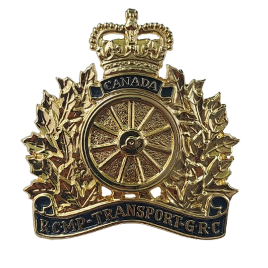 QEII RCMP Royal Canadian Mounted Police Transport Cap Badge