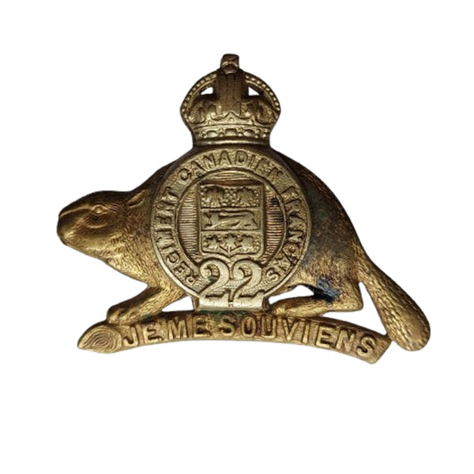WW2 Canadian R22R Royal 22nd Regiment Cap Badge