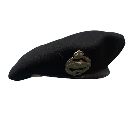 WW2 British Royal Tank Regiment Beret With Badge 1944