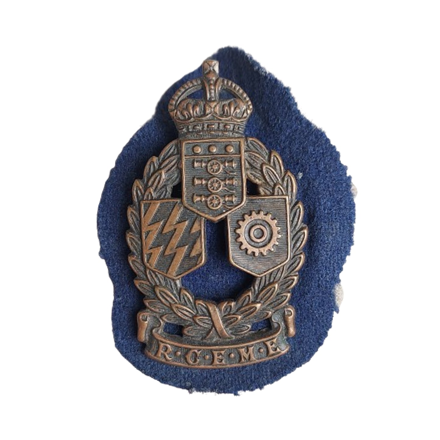 WW2 Canadian Royal Canadian Electrical Mechanical Engineers RCEME Cap Badge With Backing