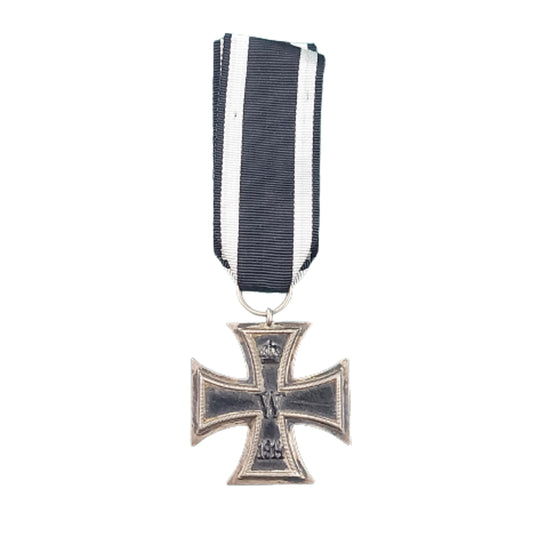 WW1 German Iron Cross 2nd Class -Maker marked