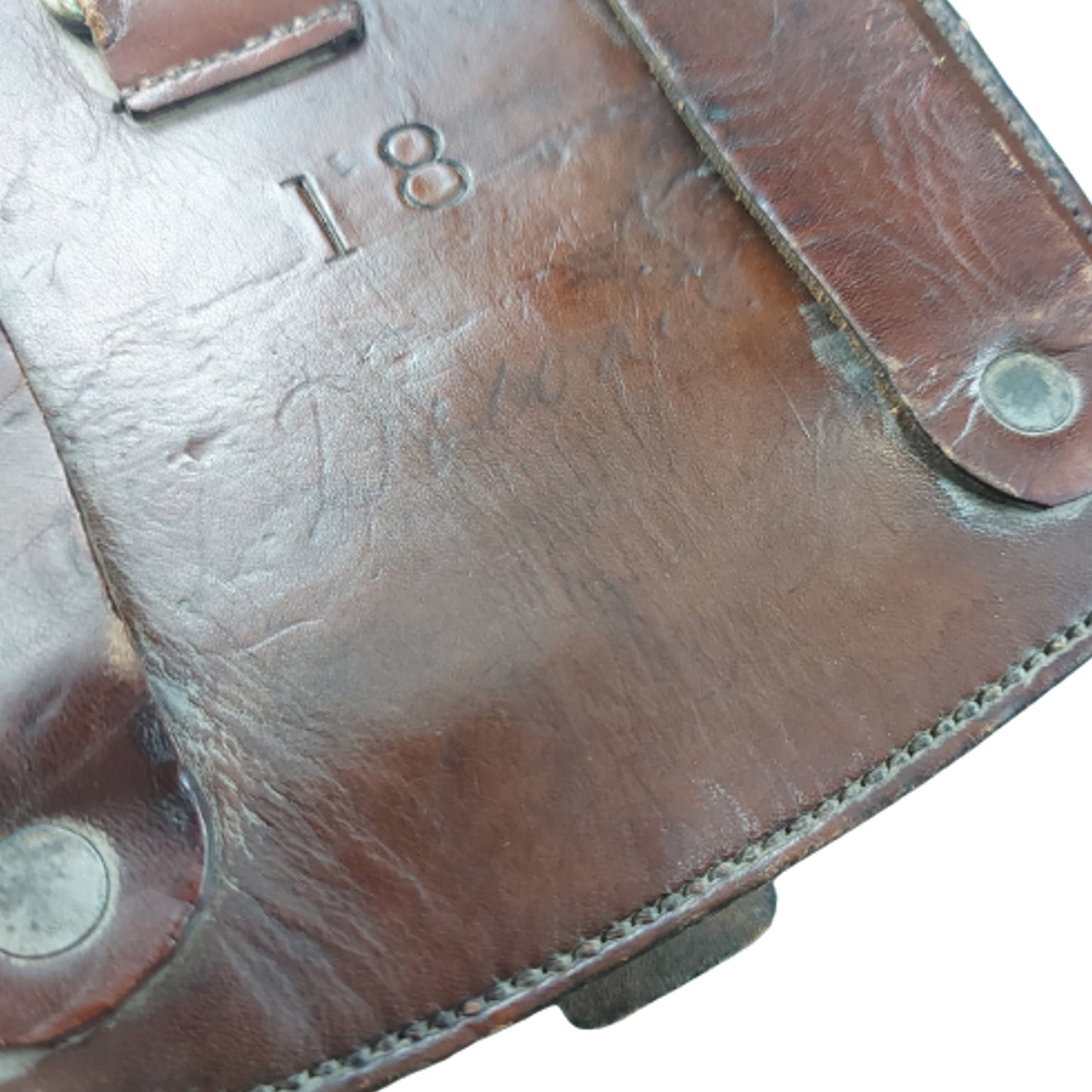 Named WW1 Leather British-Canadian Rifle Ammunition Pouch