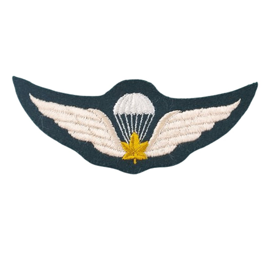 Post-WW2 Canadian Force Pattern 67 Airborne Jump Wings Insignia