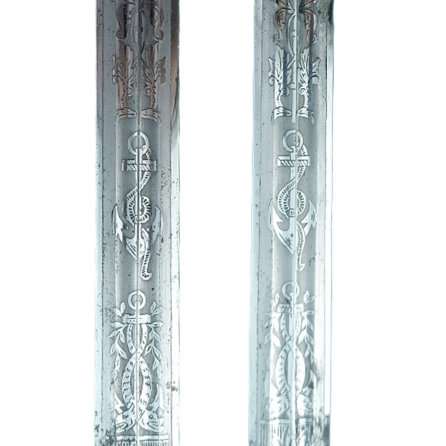 WW2 German Navy Kriegsmarine Officer's Etched Blade Dagger With Knot Carl Eickhorn