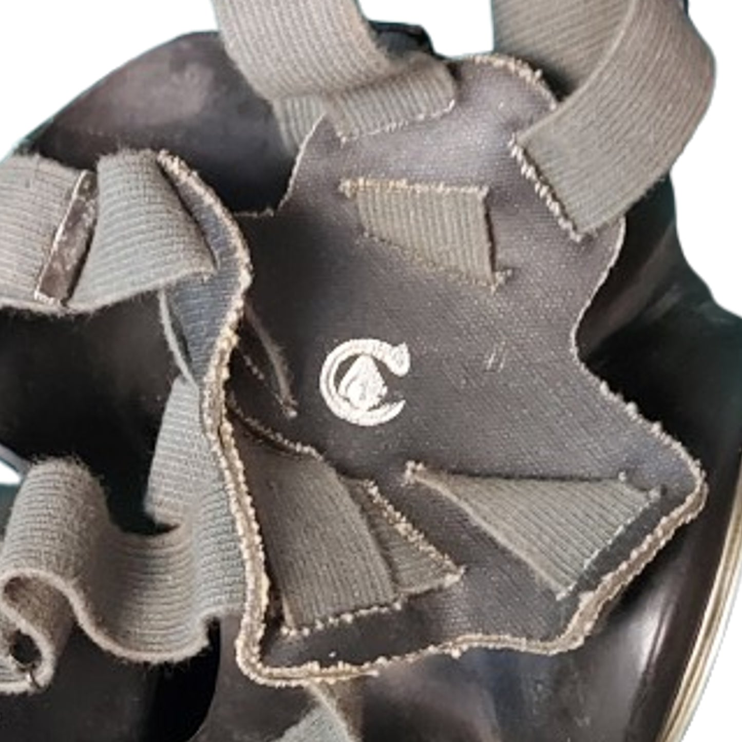 WW2 Canadian Mk.II Light Anti-Gas Respirator In Carrier