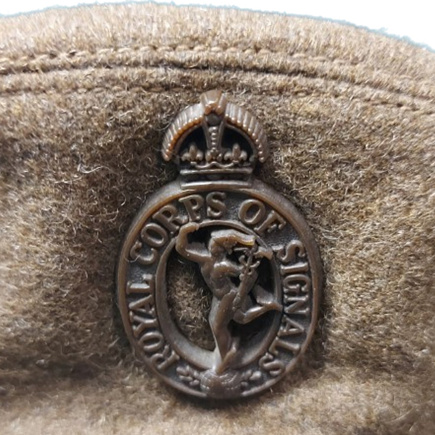 WW2 British Royal Corps Of Signals Beret With Badge