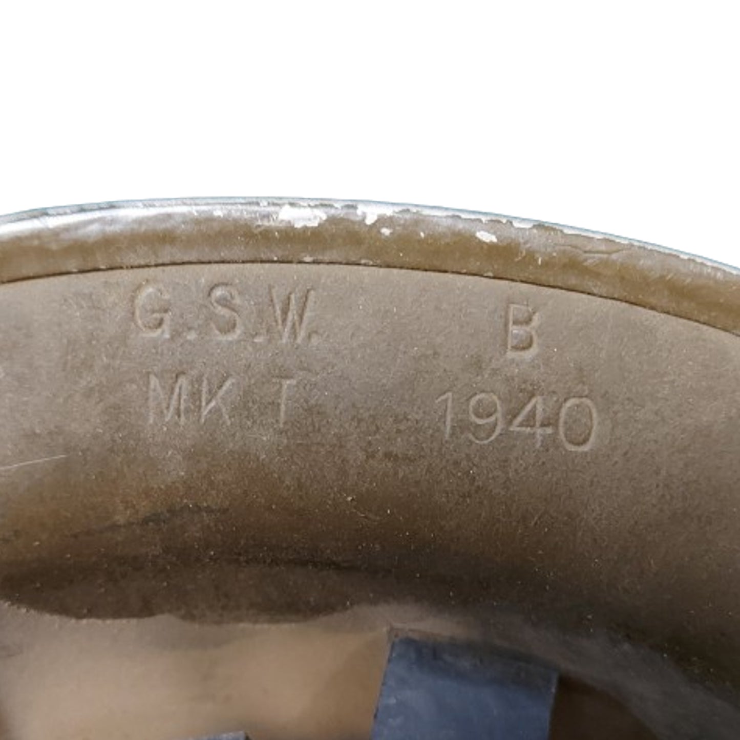 WW2 Canadian Army GSW Mk.II Helmet with netting And Field Bandage 1940