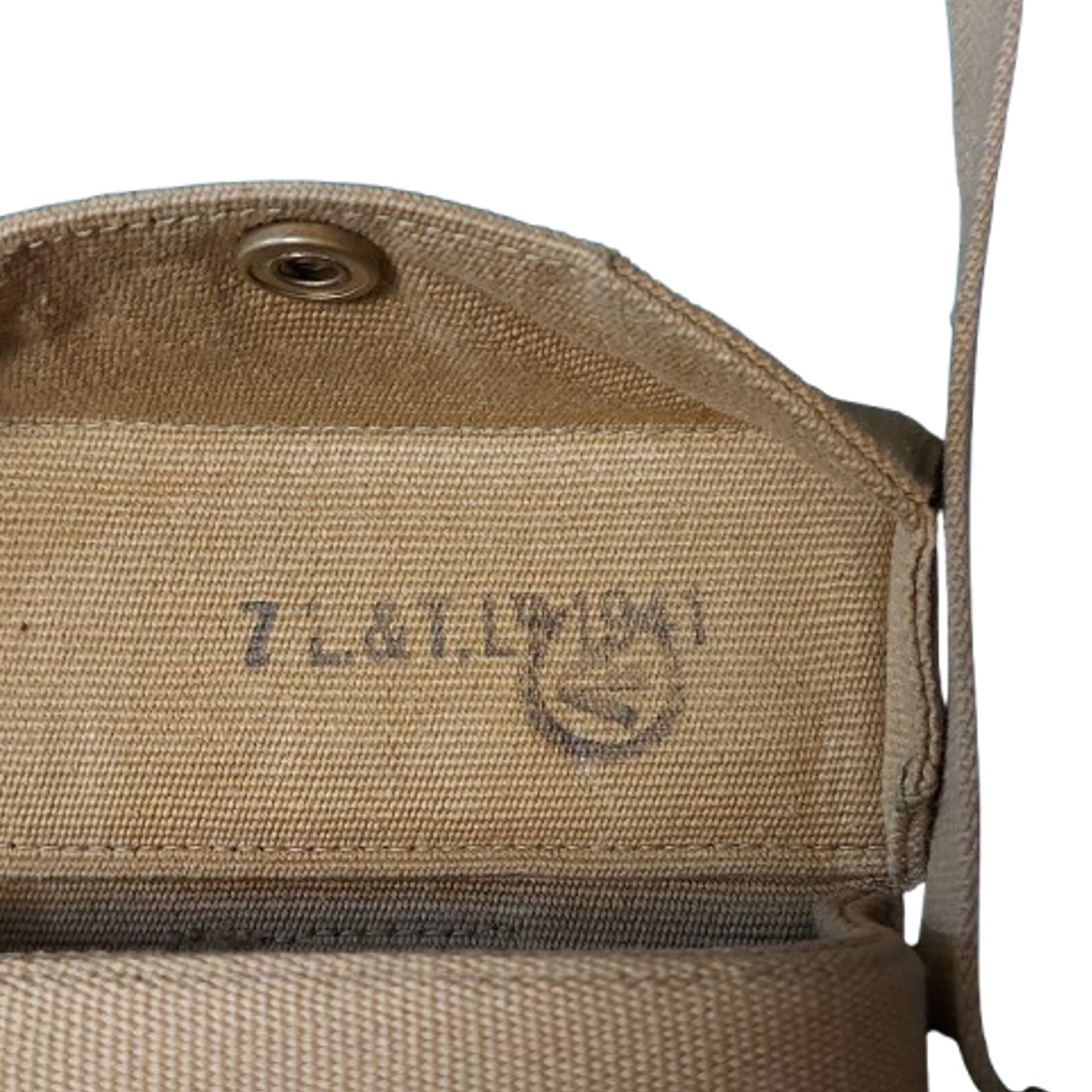 WW2 British Canadian Binoculars in P37 Case