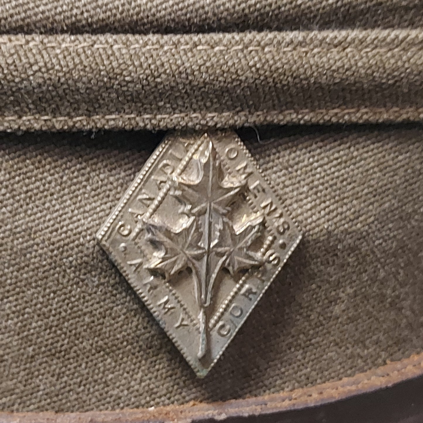 WW2 Canadian Women's Army Corps CWAC Visor Cap With Badge