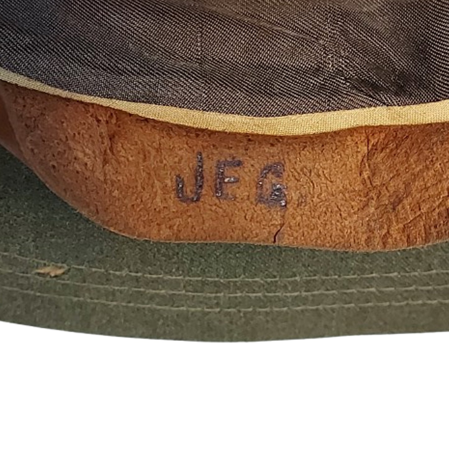 WW2 Canadian Women's Army Corps CWAC Visor Cap With Badge
