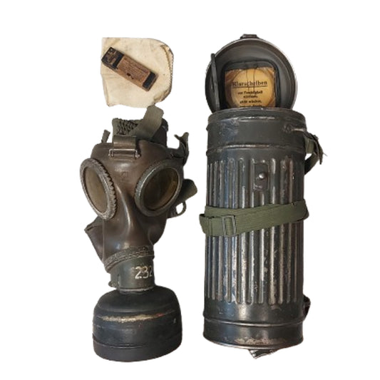 WW2 German Army Named M30 Gas Mask And Carrier 1943