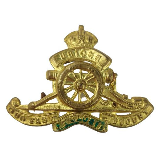 WW2 RCA Royal Canadian Artillery Cap Badge