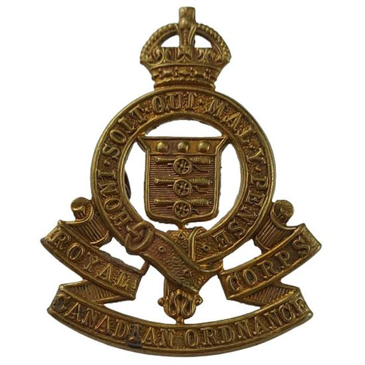 WW2 RCOC Royal Canadain Ordnance Corps Cap Badge