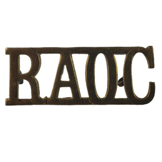 WW1 British RAOC Royal Army Ordnance Corps Brass Shoulder Title