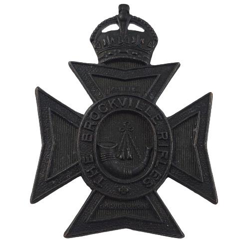 WW2 Canadian Brockville Rifles Cap Badge