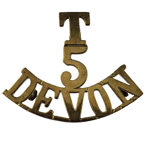 WW1 British 5th Devon Regiment Brass Shoulder Title