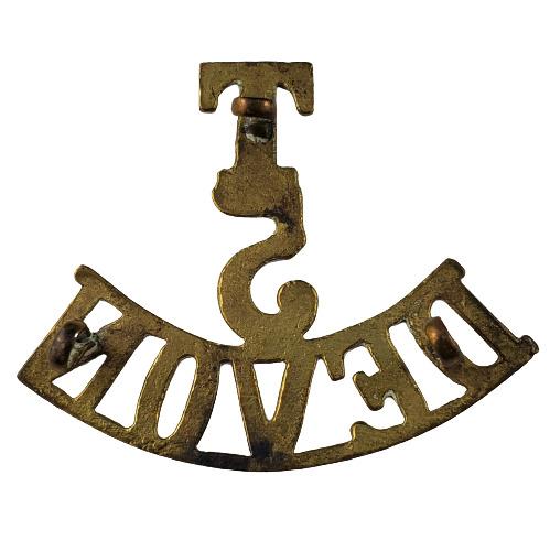 WW1 British 5th Devon Regiment Brass Shoulder Title