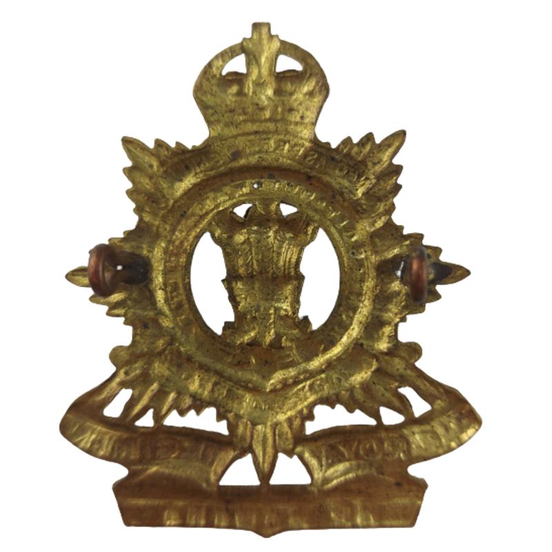 WW2 The Royal Regiment Of Canada Cap Badge