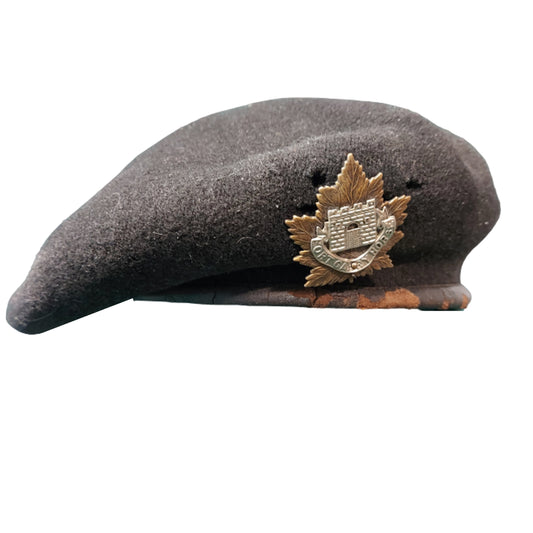WW2 Canadian FGH Fort Garry Horse Black Armor Beret With Badge