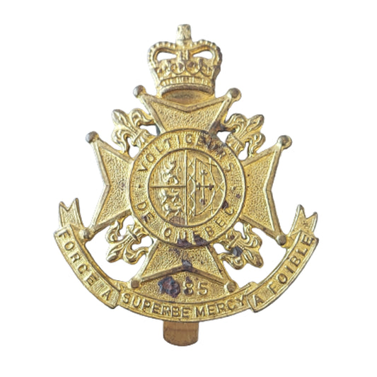 CF Canadian Forces Voltigeurs De Quebec Regiment Cap Badge