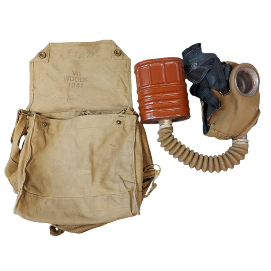WW2 Canadian Gas Mask And Carrier - Named With Service Number
