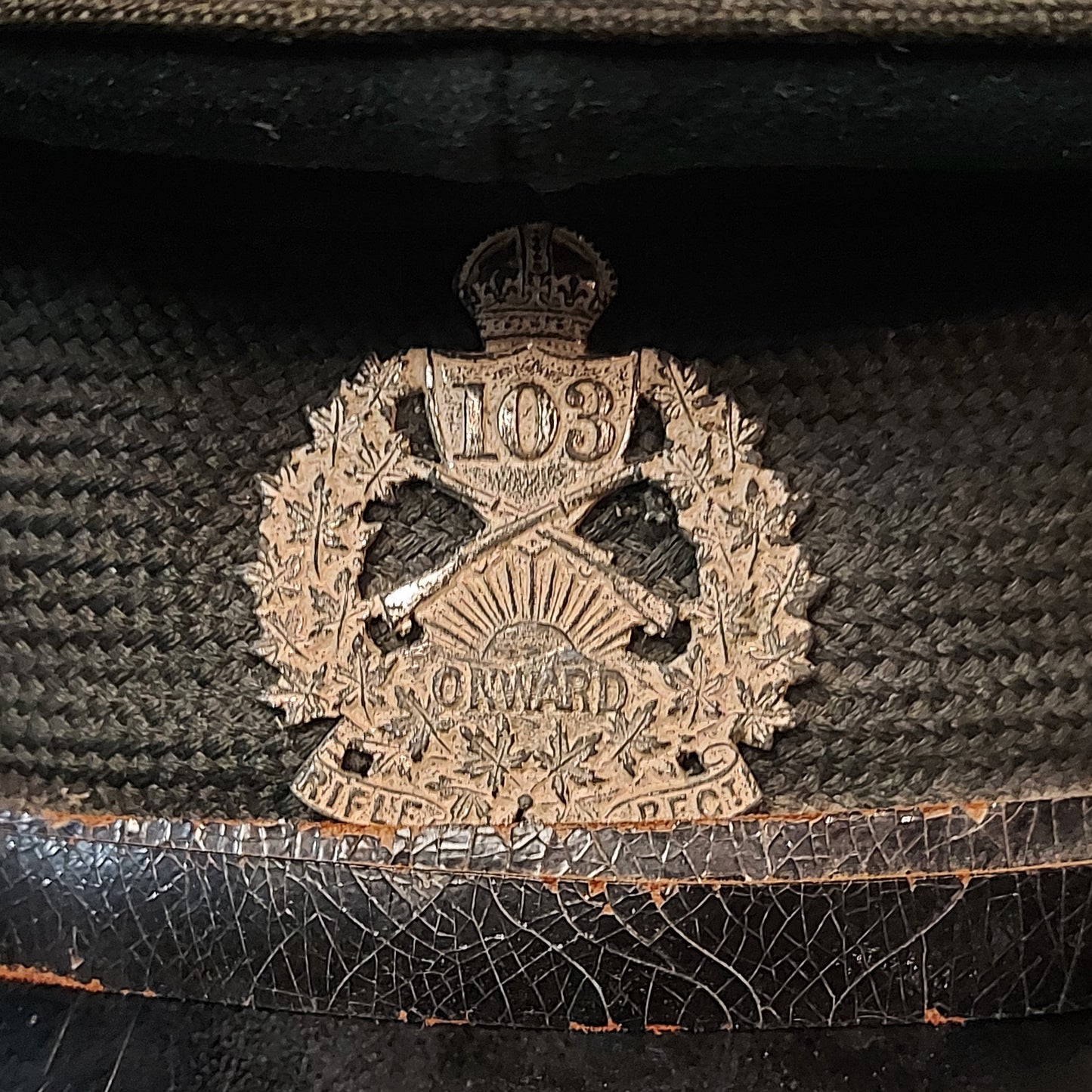 Pre-WW1 Canadian 103rd Calgary Rifles Officer's Visor Cap With Badge